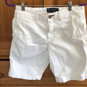 Men’s American Eagle shorts
